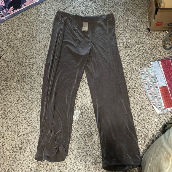Chico's Elegant Gray Wide-Leg Pants - Picture 1 of 4